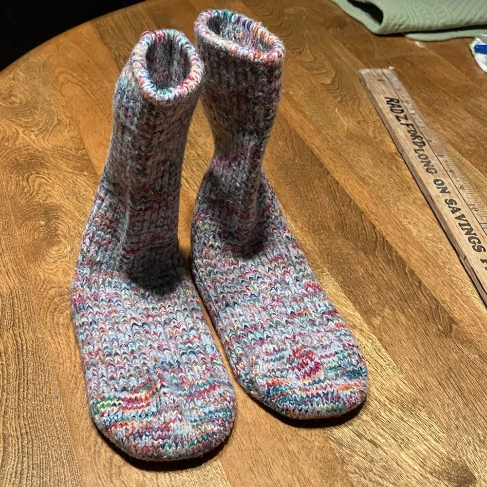 Hand knitted wool blend multicolored socks brand new handmade in Oregon